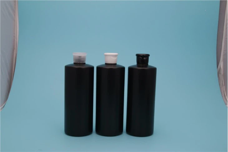 Losyon liksye boutey vid losyon boutey ak ponp